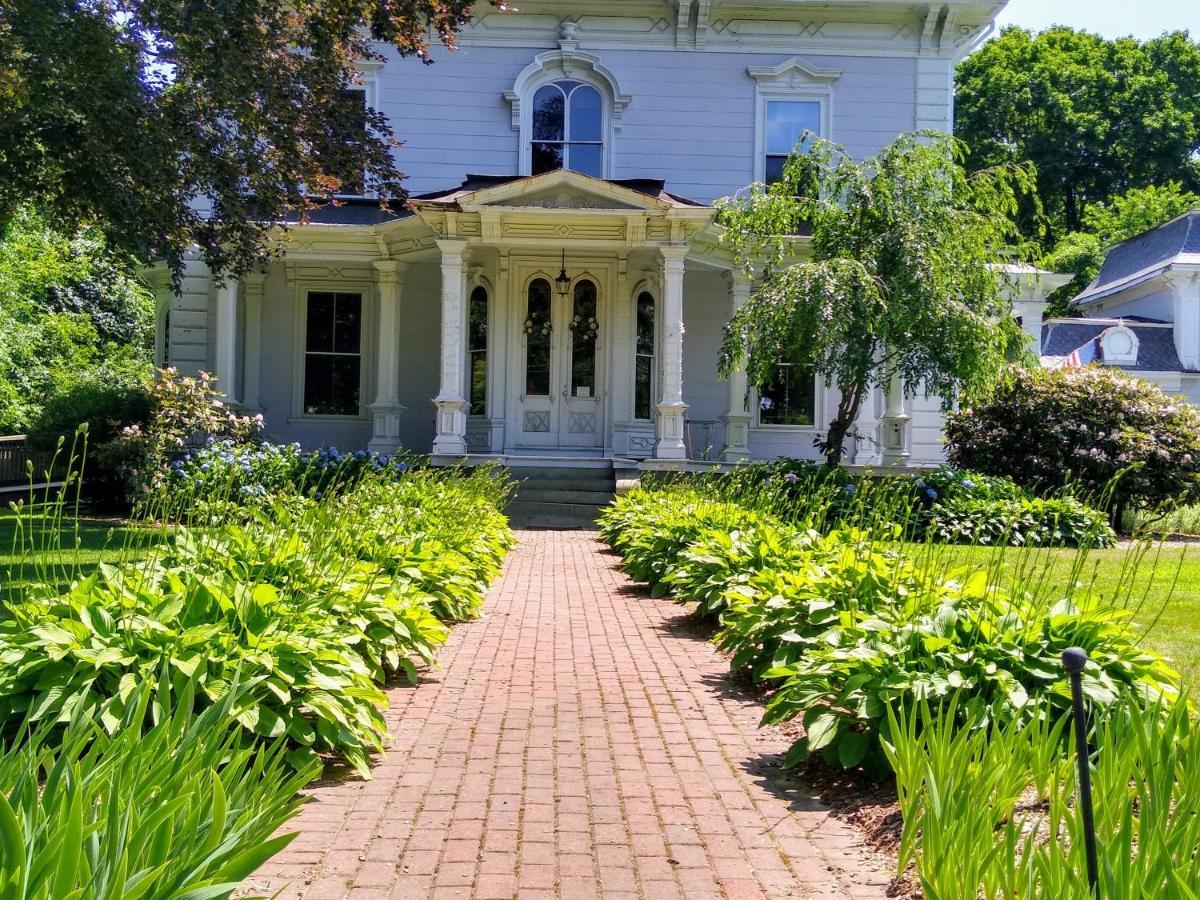 Proctor Mansion Inn Wrentham Esterno foto