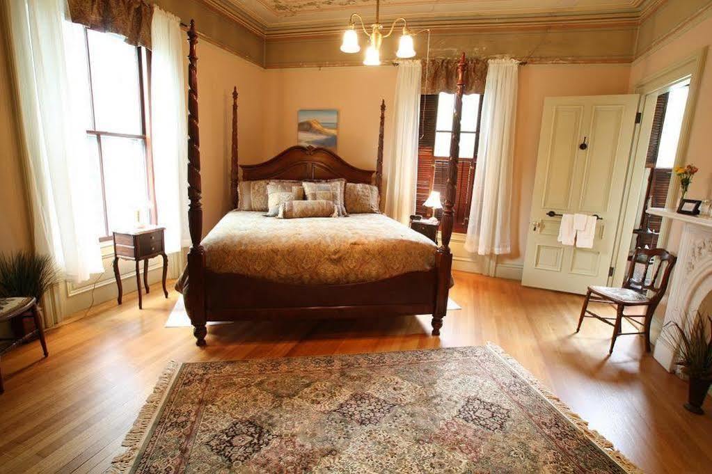Proctor Mansion Inn Wrentham Esterno foto